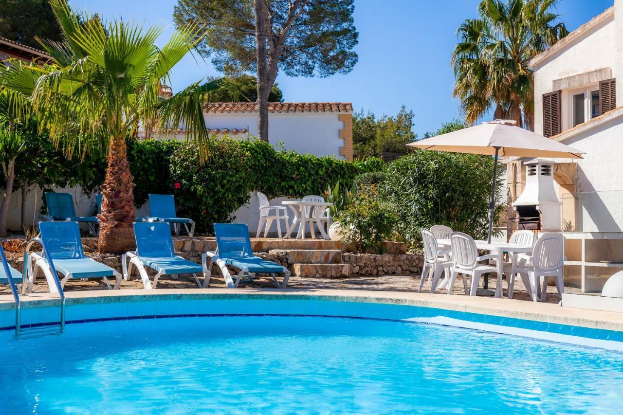 Holiday home Trevol *